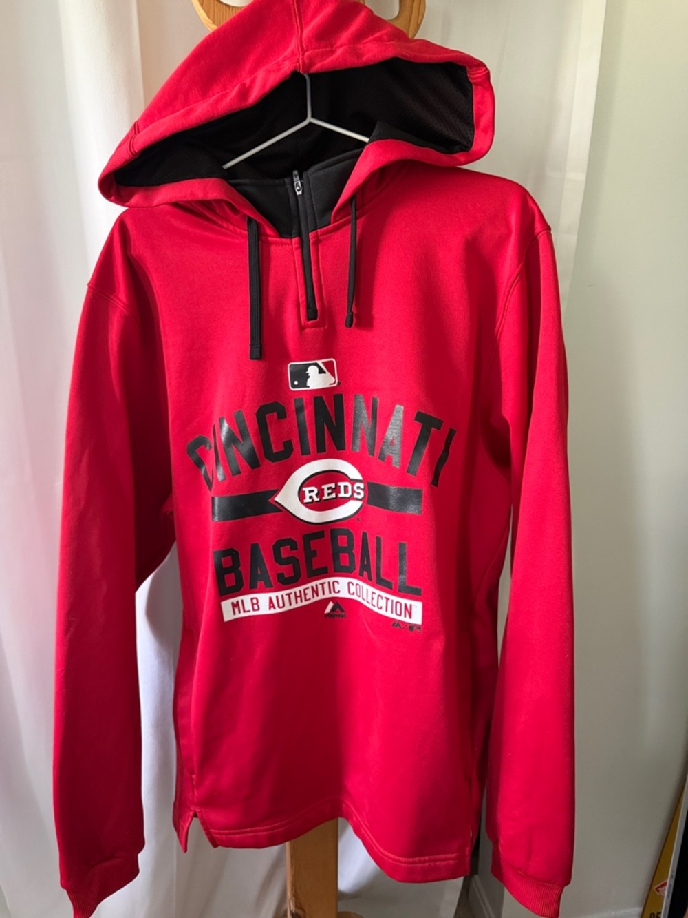 MLB Cincinnati Reds Red and Black Pullover Hoodie